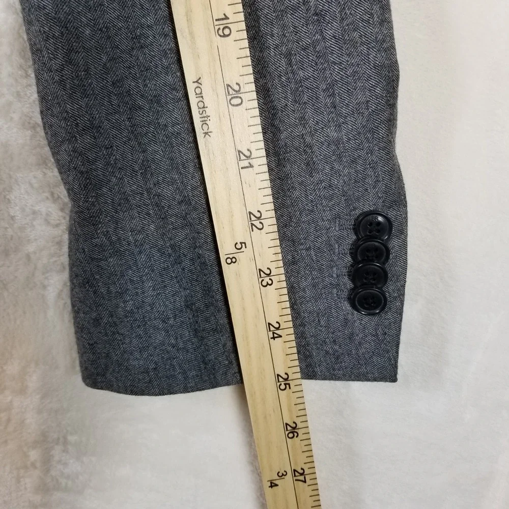 Banana Republic Modern Slim Fit Grey Herringbone 100% Wool Blazer Sport Coat 40R